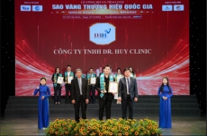 drh clinic    ti  n phong c  ng ngh  s   c      p vinh d  nh  n 2 gi   i th   ng danh gi     top 10 th   ng hi u uy t n qu c gia    ph  ng kh  m da li u h ng     u vi t nam   v    huy ch   ng v ng s   n ph  m   d ch v   ch   t l   ng qu c gia 2024  