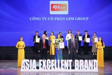 gph group  truy  n th  ng b  ng t  duy chi   n l   c v  c  u n i xuy  n bi  n gi i