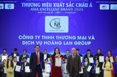   d  u   n th   ng hi u   ho  ng lan group kh   ng     nh v   th    trong top 5 th   ng hi u xu  t s  c ch u   