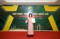 ph  t ngh  a    h n 20 n m ti  n phong trong gi   i ph  p chu ng tr  i thi   t b   ch n nu i v   n ng l    ng xanh