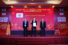 s n th    h  m  i vinh d  nh  n danh hi u   top 10 th   ng hi u ti  u bi u qu  c gia